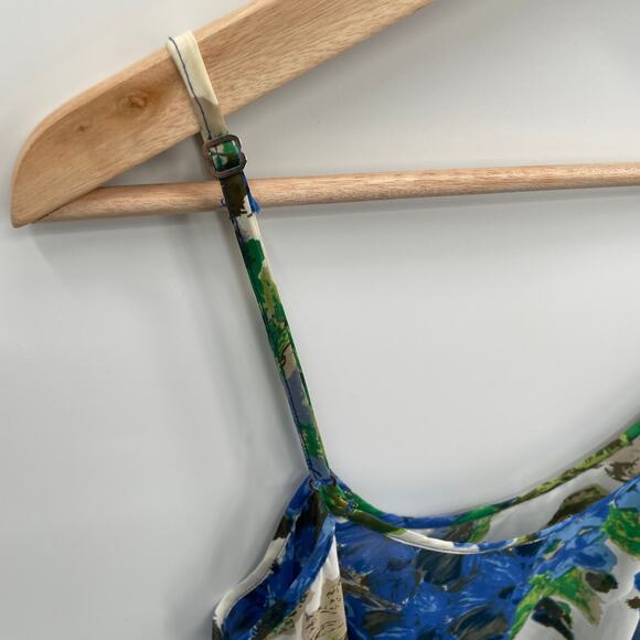 Show Me Your Mumu Blue Floral Sleeveless Swing Tank // S - Picture 8 of 9